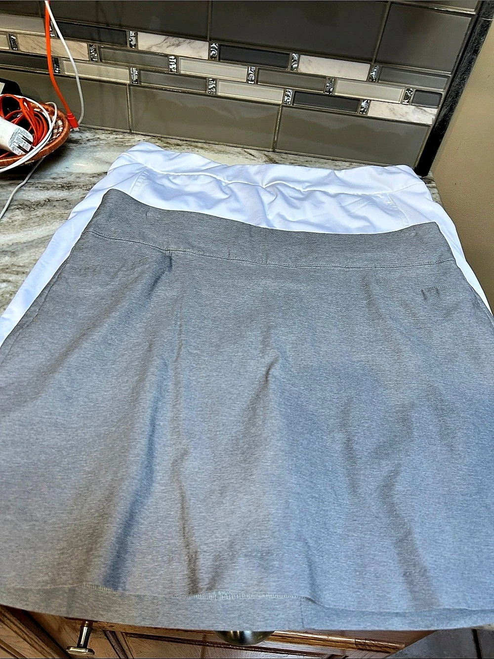 Ledy Hagen Gray A-Line golf skort & white EP New York women golf skort sz L